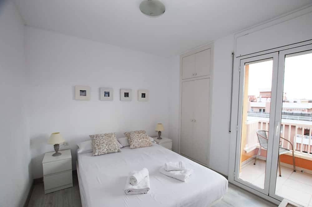 Entire apartment, Narciso views - Community Pool in Vilassar de Mar, Costa del Maresme