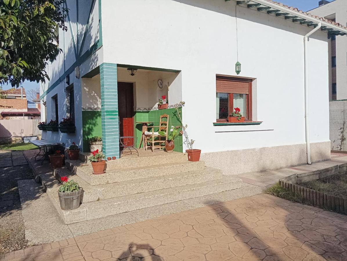 Chalet Alméndora Perfecto para grupos y familias in Haro, Provincia de La Rioja