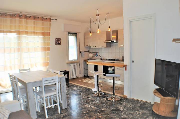 Ferienwohnung für 9 Personen, mit Balkon und Garten - 1