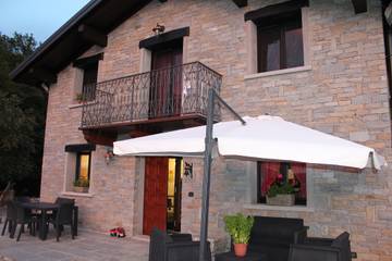 Agriturismo per 4 Persone in Laino, Provincia di Como, Foto 2