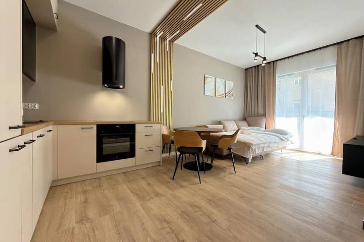 Entire apartment, Czysta 4 Signature Apartment #18 in Wrocław, Lower Silesia