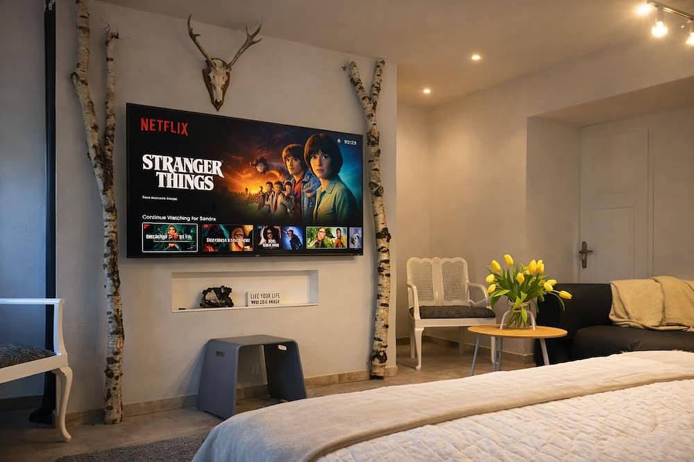 Ferienwohnung \"Wildblick\" – Stilvolles Wohnen in historischem Ambiente in Mürlenbach, Vulkaneifel