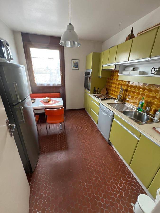 Appartement entier, Two-Bedroom Apartment in Nanterre, Hauts-de-Seine