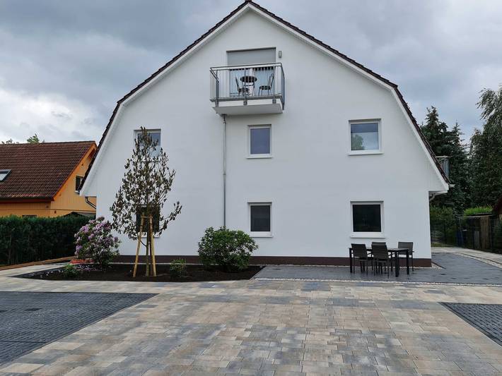 Ferienwohnung für 4 Personen, mit Terrasse und Garten in Hoppegarten