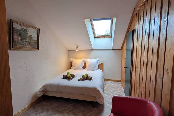 Gîte pour 8 personnes, avec jardin et jacuzzi à Laveline-du-Houx - 4