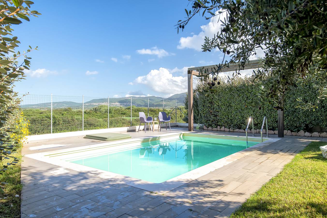 Ganze Wohnung, Sardinia Re - Residenza Gli Ulivi - Flat 3 in Codaruina/Valledoria, Valledoria