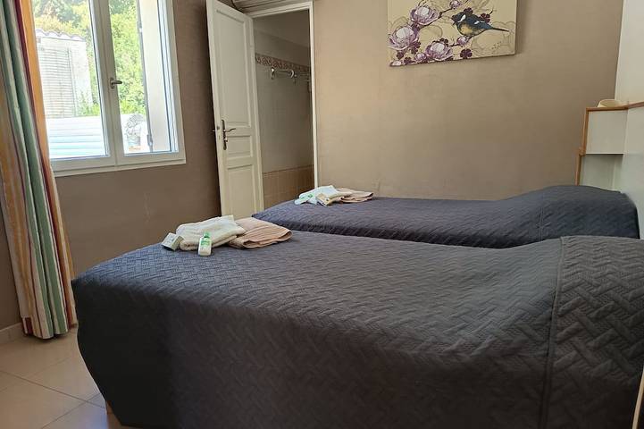 Entire private gîte in Lédenon, Region de Nimes
