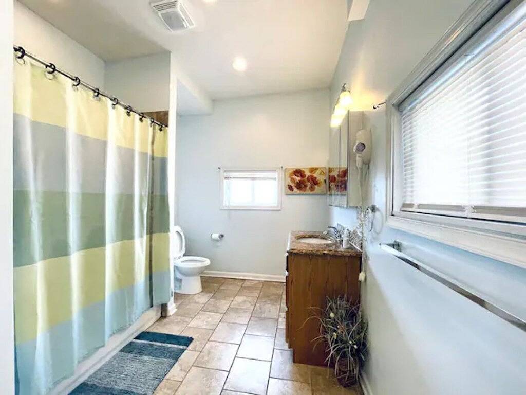 Ganze Wohnung, Geräumige Wohnung w. Blick auf die Stadt Dachterrasse in Passyunk Sq in Philadelphia, Philadelphia County