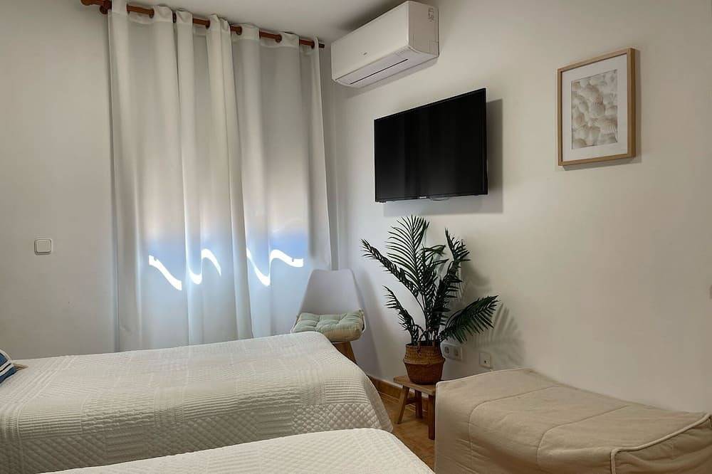 Appartement entier, Hotel Apartments Atrium Historic Center. 1.3 in Alcalá de Henares, Communaute de Madrid