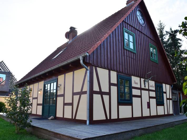 Ferienhaus für 2 Personen, mit Terrasse und Sauna, kinderfreundlich in Kuhlen-Wendorf