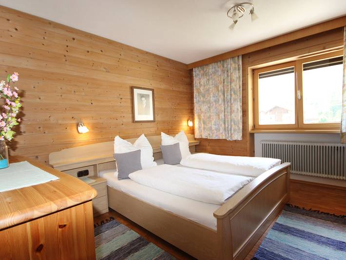Gîte pour 5 personnes, avec jardin et balcon à Sankt Anton am Arlberg - 4