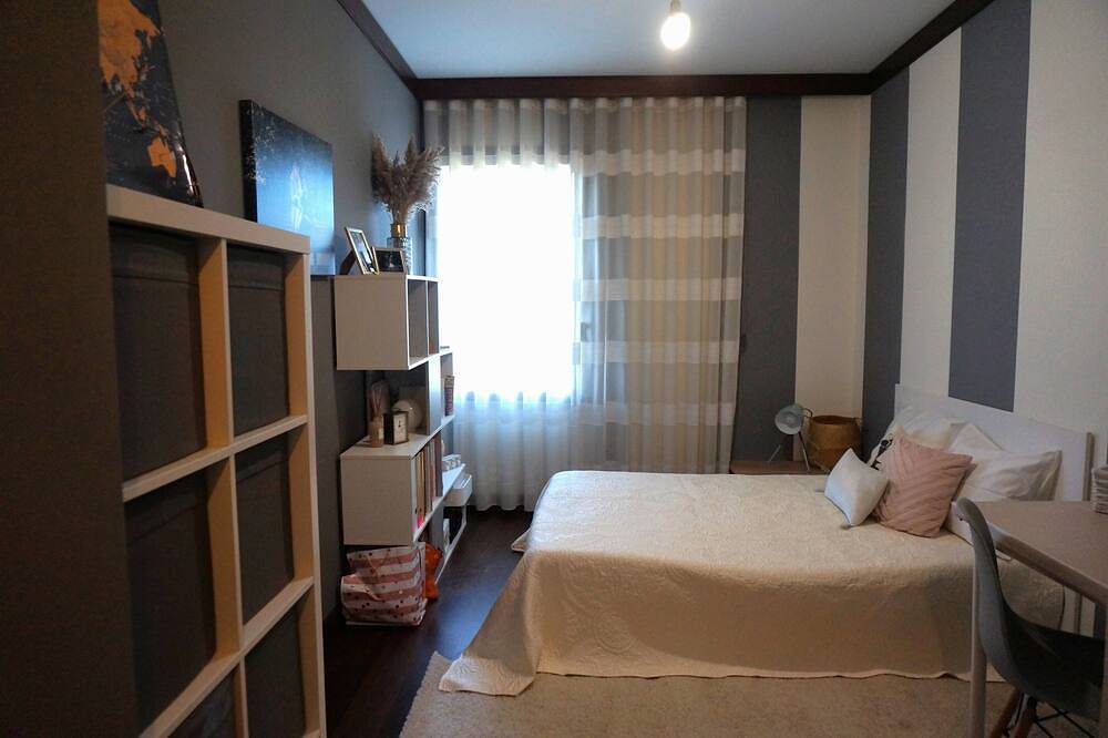 Entire apartment, Sunny Spacious Condo w/ Private Garden+pool Fully Equipped and Surnished in Leiria, Leiria District