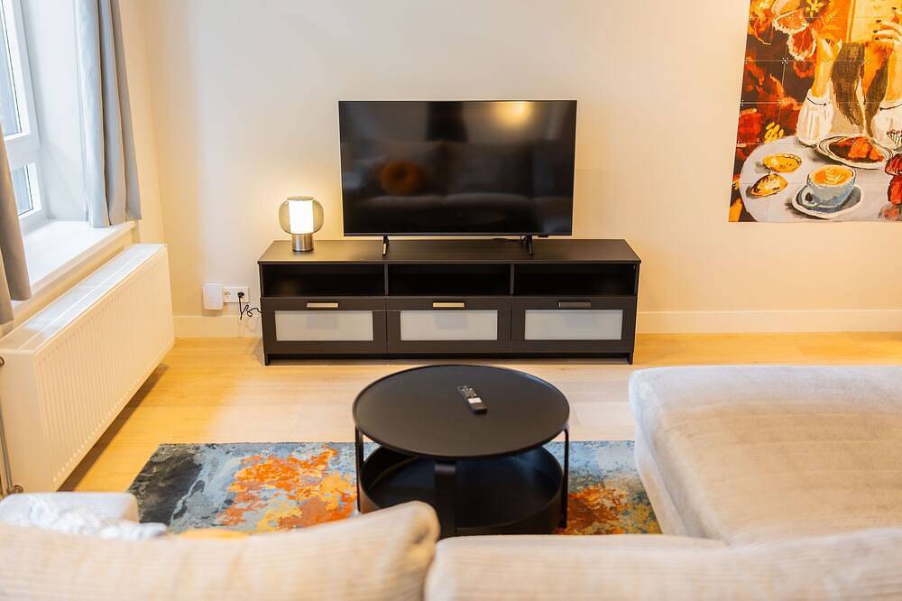 Entire apartment, Rotterdam Rustique  3Bdr Apartment Juf in Rotterdam, South Holland
