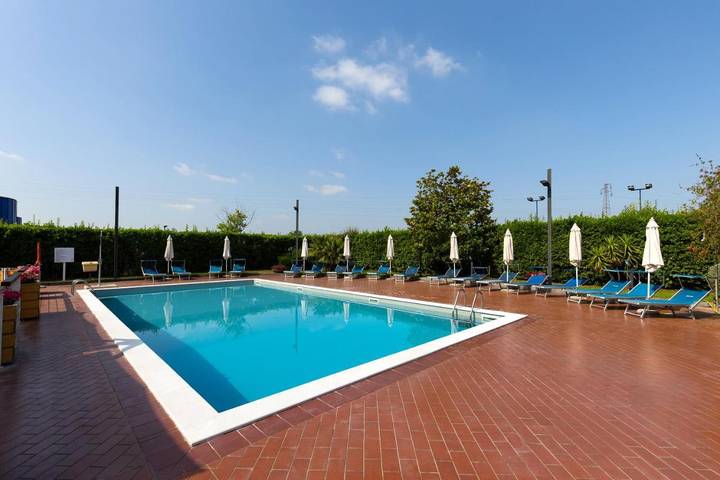Appartamento per 2 persone, con piscina e giardino nonché panorama, con animali domestici in Provincia di Caserta