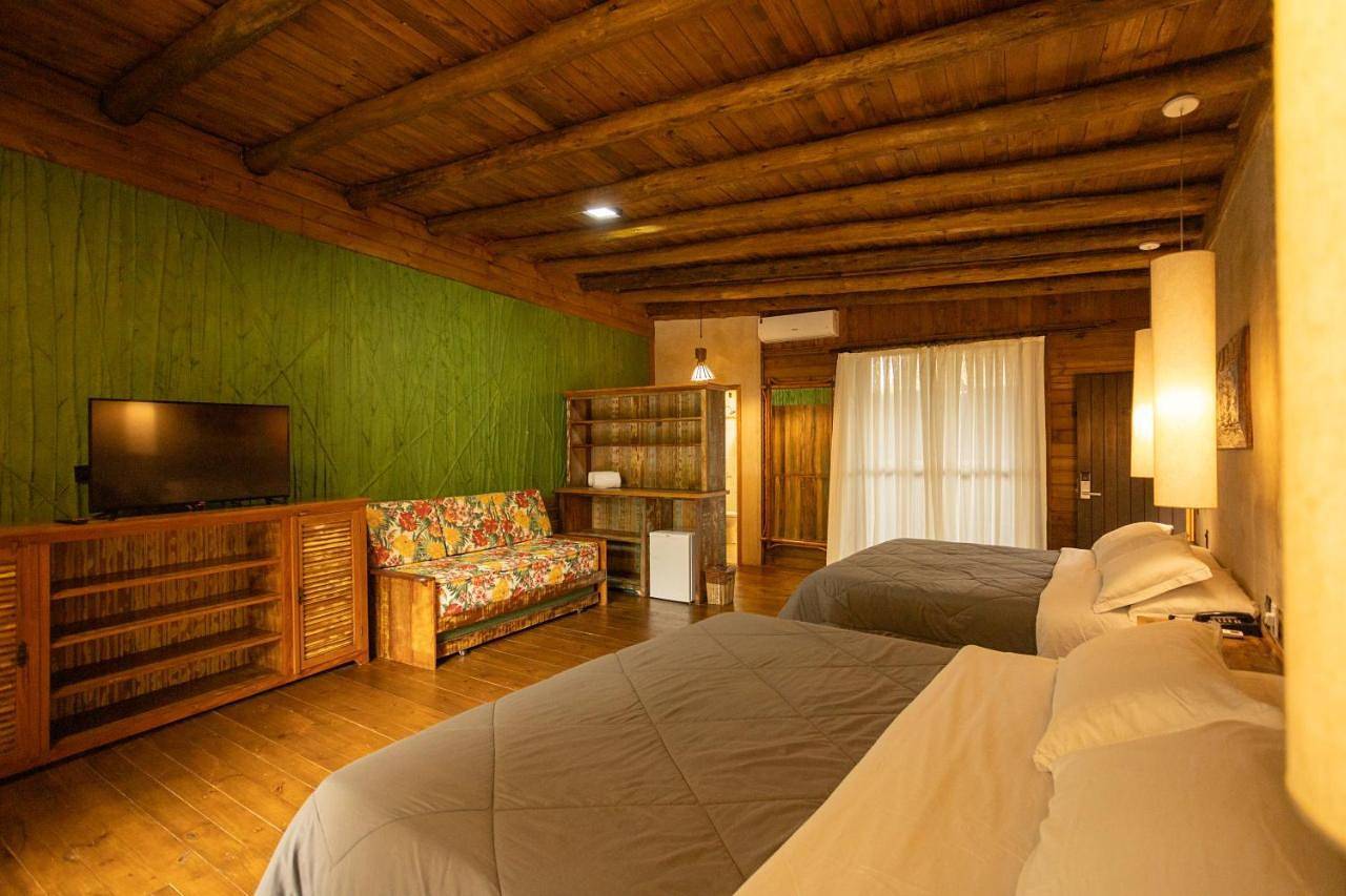 Grajagan Surf Resort in Paranaguá, Paraná