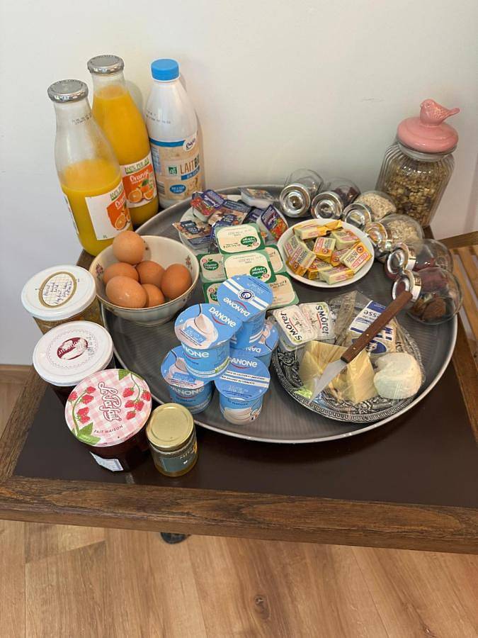 Chambre d’hôte pour 2 personnes, avec Jardin ainsi que Piscine et Vue dans le Cher - 4