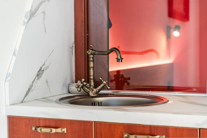 Gîte pour 4 personnes, avec balcon à Tirana - 3