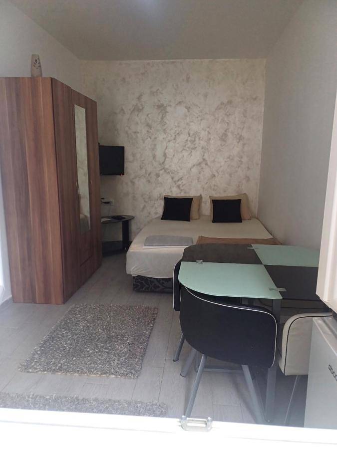 Maison d’hôte pour 3 personnes, avec vue et jardin dans Tivat - 4