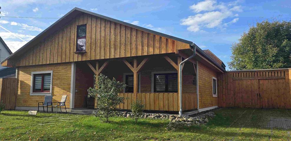Ferienhaus für 9 Personen, mit Garten und Sauna