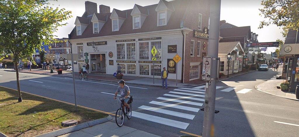 The Cottage in Bonnet Shores Private Beach Community in Narragansett, Washington County (RI)