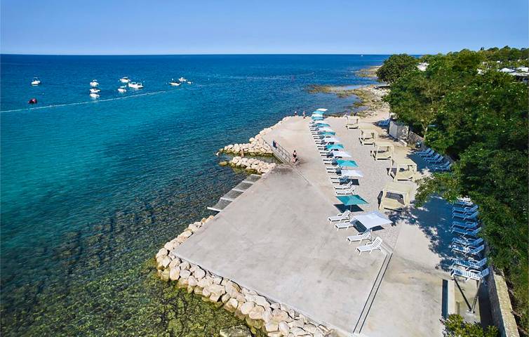 Camping für 6 Personen, mit Terrasse und Garten in Istrien - 2