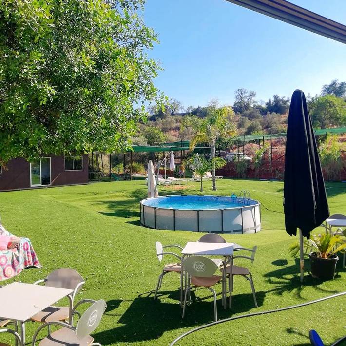 Location de vacances pour 4 personnes, avec piscine ainsi que jacuzzi et jardin dans Pata De Cima - 2