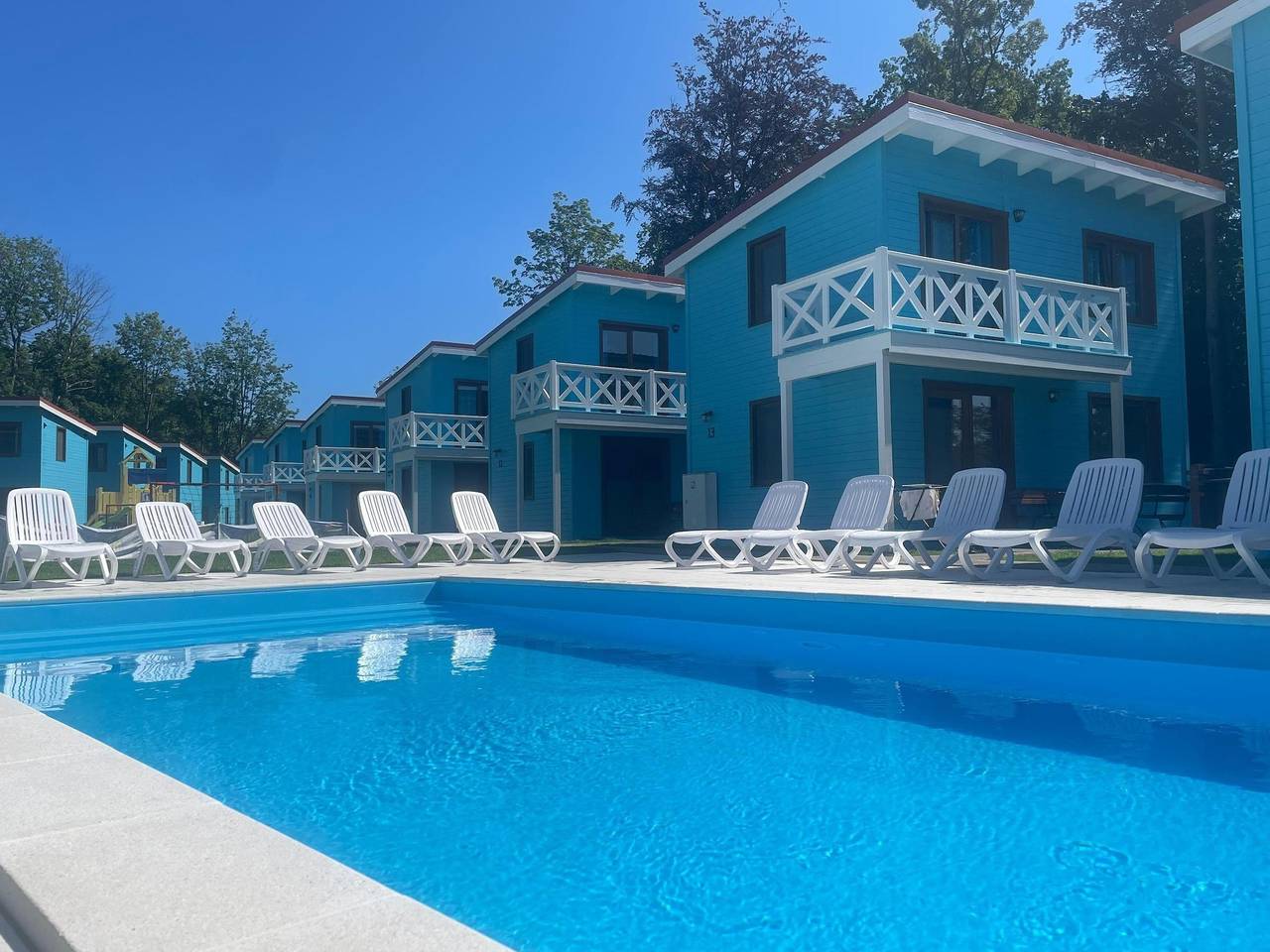 Komfortables Ferienhaus (Nr. 11), Sommerpool in Rewal, Powiat gryficki