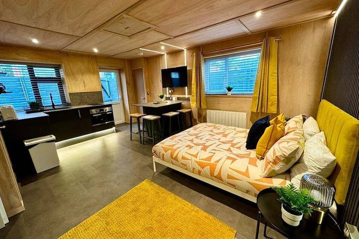 Appartement entier, Stunning Secret Studio - Beach Retreat - Sleeps 4 in Bournemouth, Angleterre du Sud-Ouest
