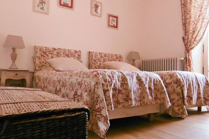 Gîte pour 4 personnes, avec jardin et piscine à Uzeste - 2