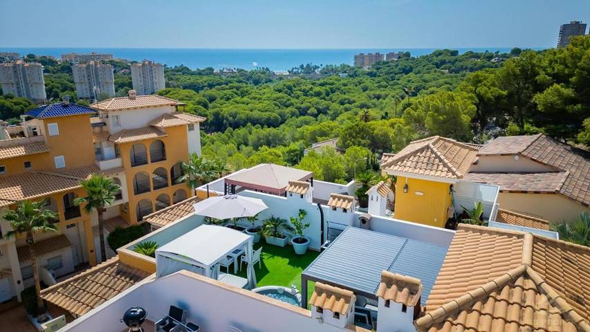 Apartamento para 7 personas, con piscina y terraza además de vistas y jardín en Dehesa de Campoamor