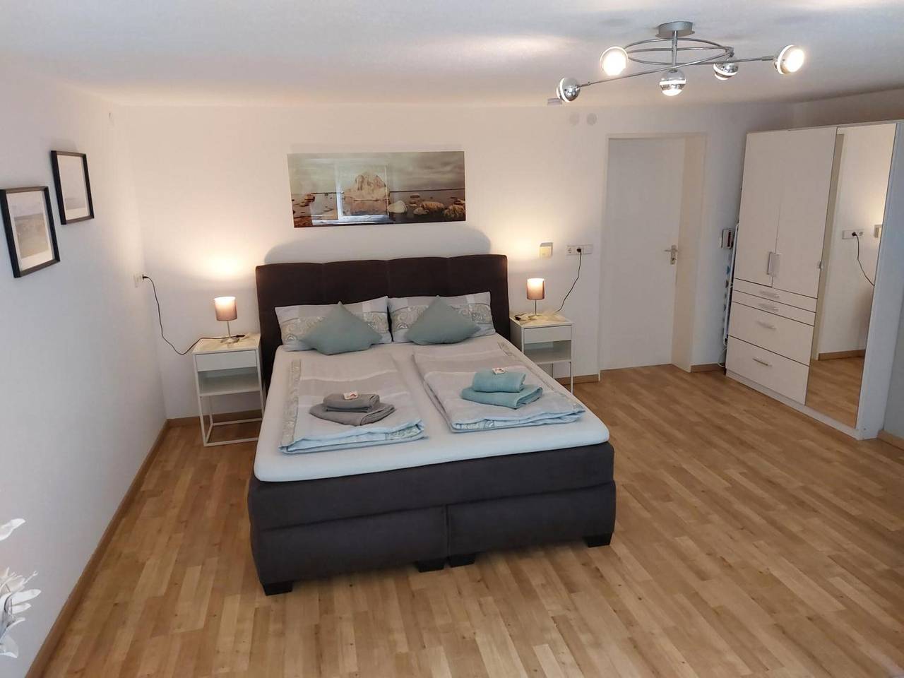 Ganze Wohnung, Ferienwohnung Esther in Singen, Hegau