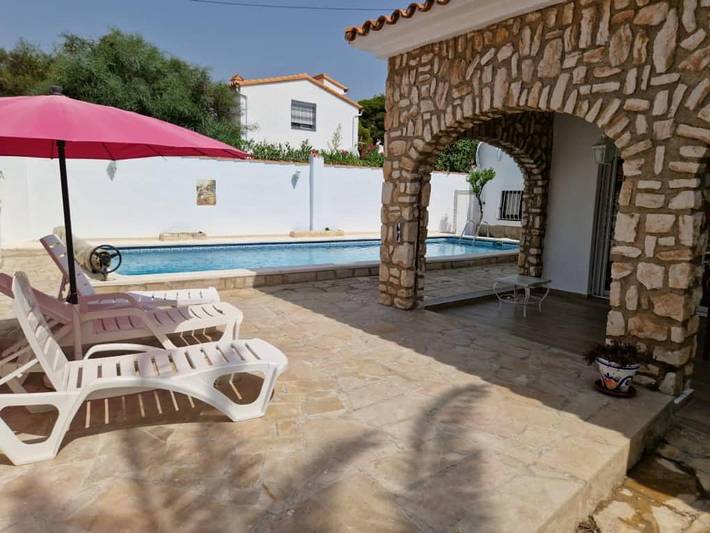 Chalet para 8 personas, con vistas además de piscina y jardín, Se admiten mascotas en Provincia de Tarragona - 3