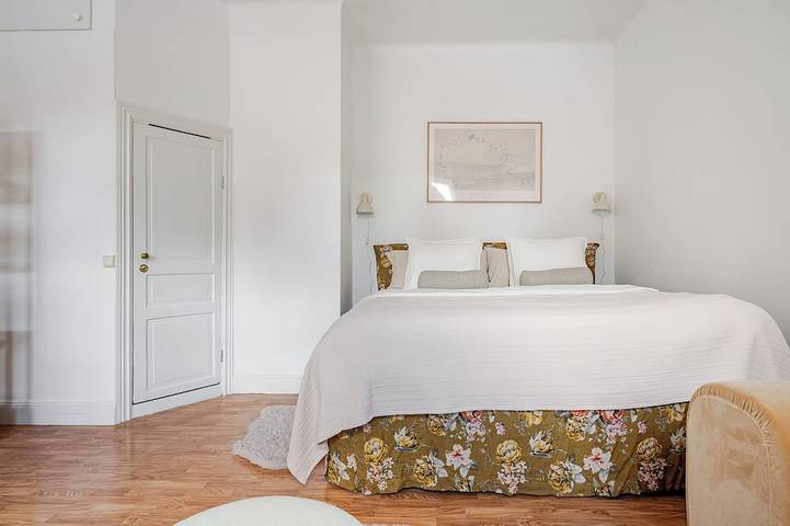 Ganze Wohnung, Newly Renovated Elegant Studio Vasastan / Odenplan in Norrmalms stadsdelsområde, Stockholm