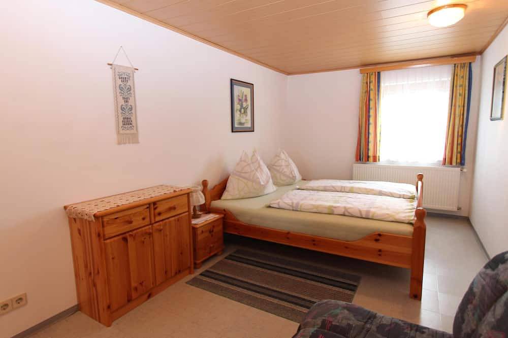 Ganze Wohnung, Gemütliches Apartment mit großem Garten und Pool in Liebenfels, Mittelkärnten