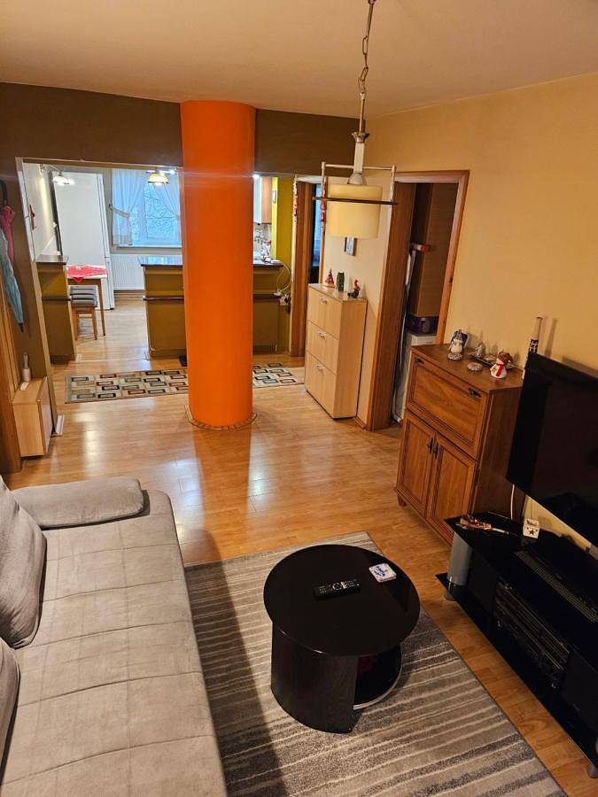 Gîte pour 5 personnes, avec balcon dans Deva (Roumanie)