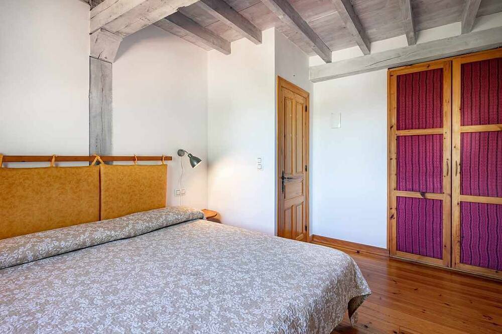 Casa con jardín cerca de la playa - El porton in Miengo, Costa de Cantabria