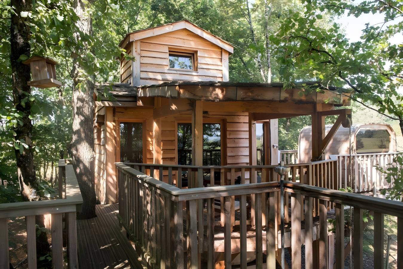 Cabane dans les arbres avec Spa privé - Bois des nauzes in Seyches, Région de Marmande