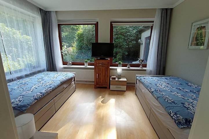 Ferienhaus für 6 Personen, mit Balkon und Garten in Rosengarten - 2
