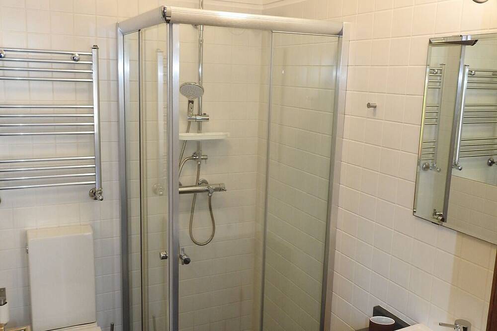 Agriturismo Pardis Douro - Bosque Room in Resende, Douro-Tal