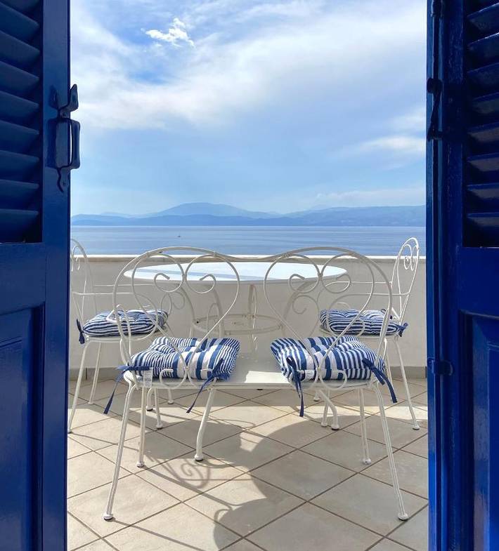 Holiday rental for 3 people, with Balcony and Terrace as well as Garden and View in Hydra