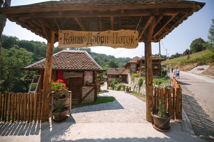 Domek letniskowy dla 2 osób, z ogród w Serbia