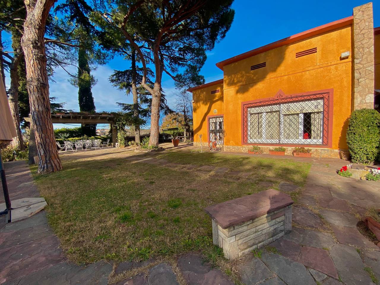 Holiday Home 'Tordera Village' with Mountain View, Private Pool and Wi-Fi in Tordera, Costa del Maresme