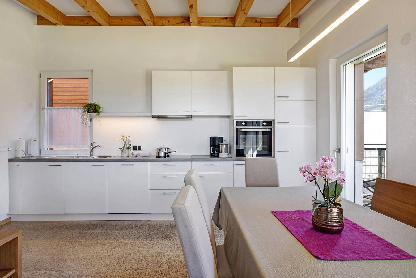 Appartamento intero, Appartamento "Kronsun - Kraft" con vista sulle montagne, balcone e giardino in Perca, Plan de Corones