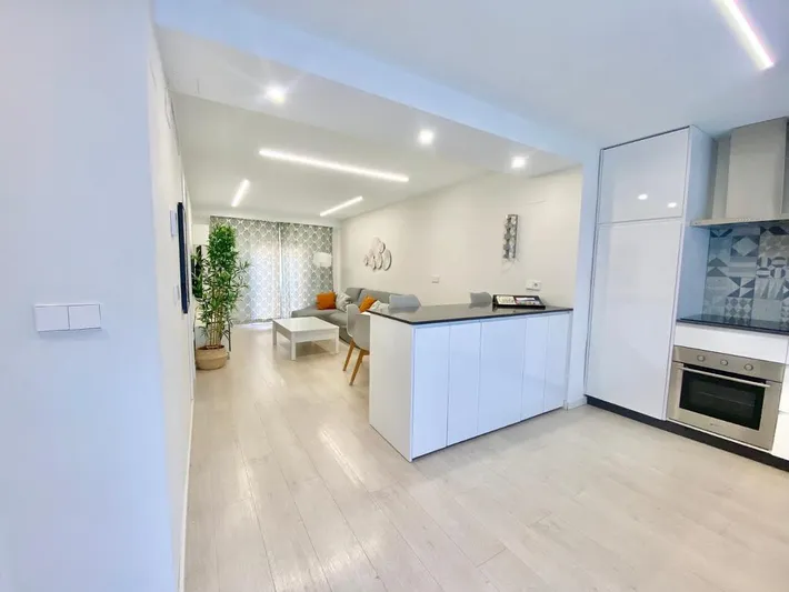 Apartamento de vacaciones para 6 personas, con vistas y terraza - 1