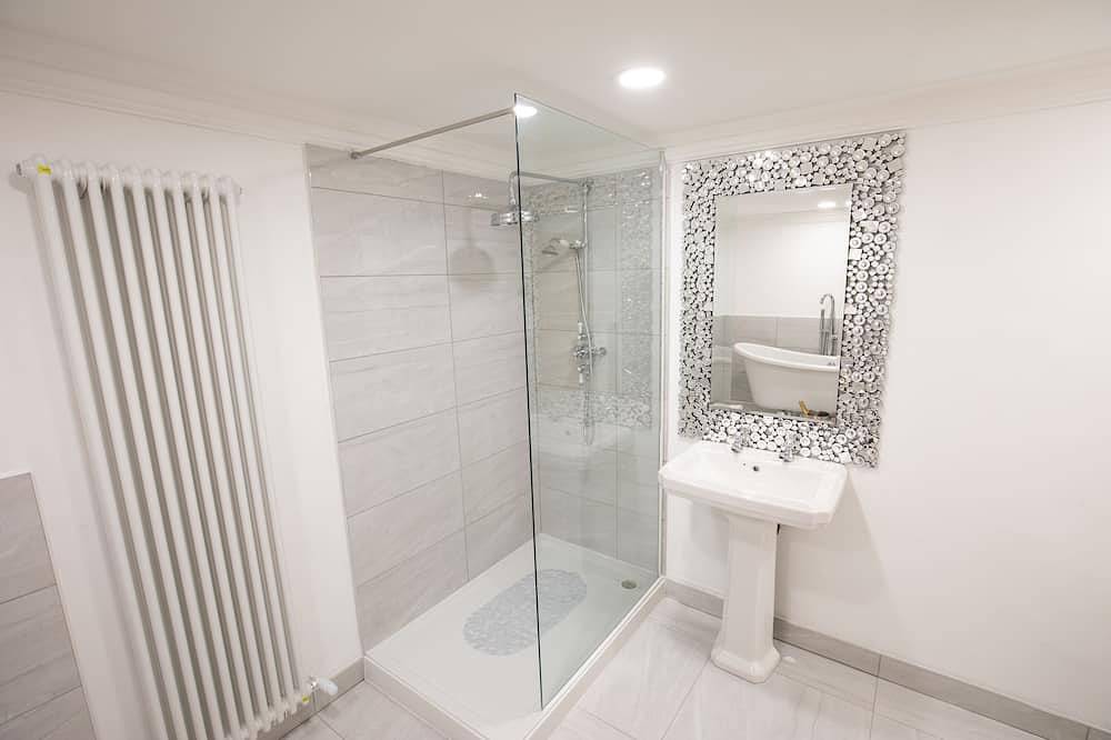 Ganze Wohnung, Luxury modern apartment on Yarm High Street - perfect for couples! in Yarm, Stockton-on-Tees