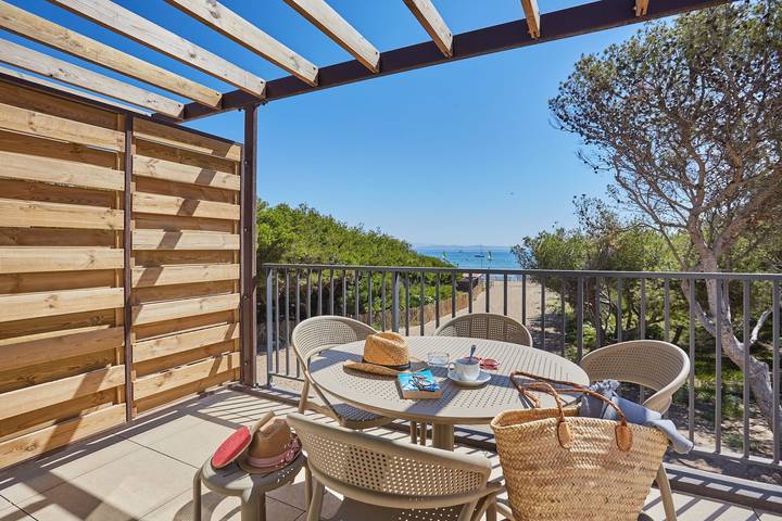 Gîte pour 2 personnes, avec Balcon ainsi que Terrasse et Piscine à Hyeres - 4
