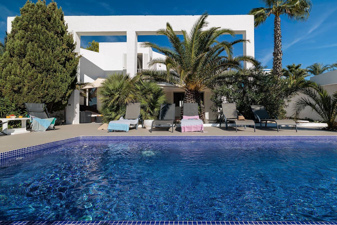 Villa „Casa Arola“ mit Meerblick, Wlan und Klimaanlage in Cala Codolar, Sant Josep de sa Talaia