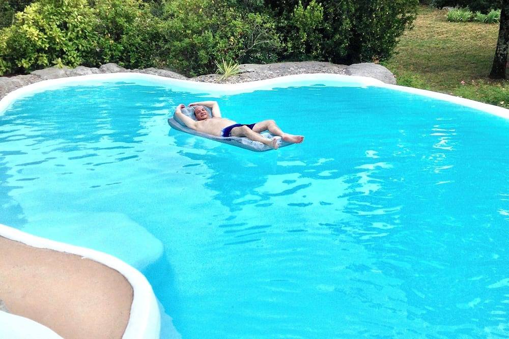 4*-rated cottage near a turquoise lagoon in exceptional surroundings! in Labeaume, Ardèche