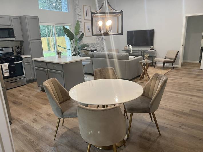 Vacation house for 11 people, with terrace and yard as well as hot tub, with pets in Austin (TX)