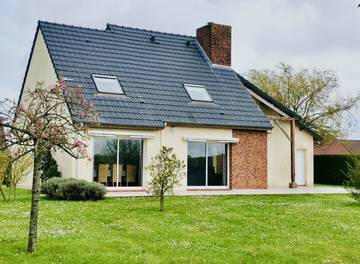 Gîte pour 10 personnes, avec jardin et balcon à Vron